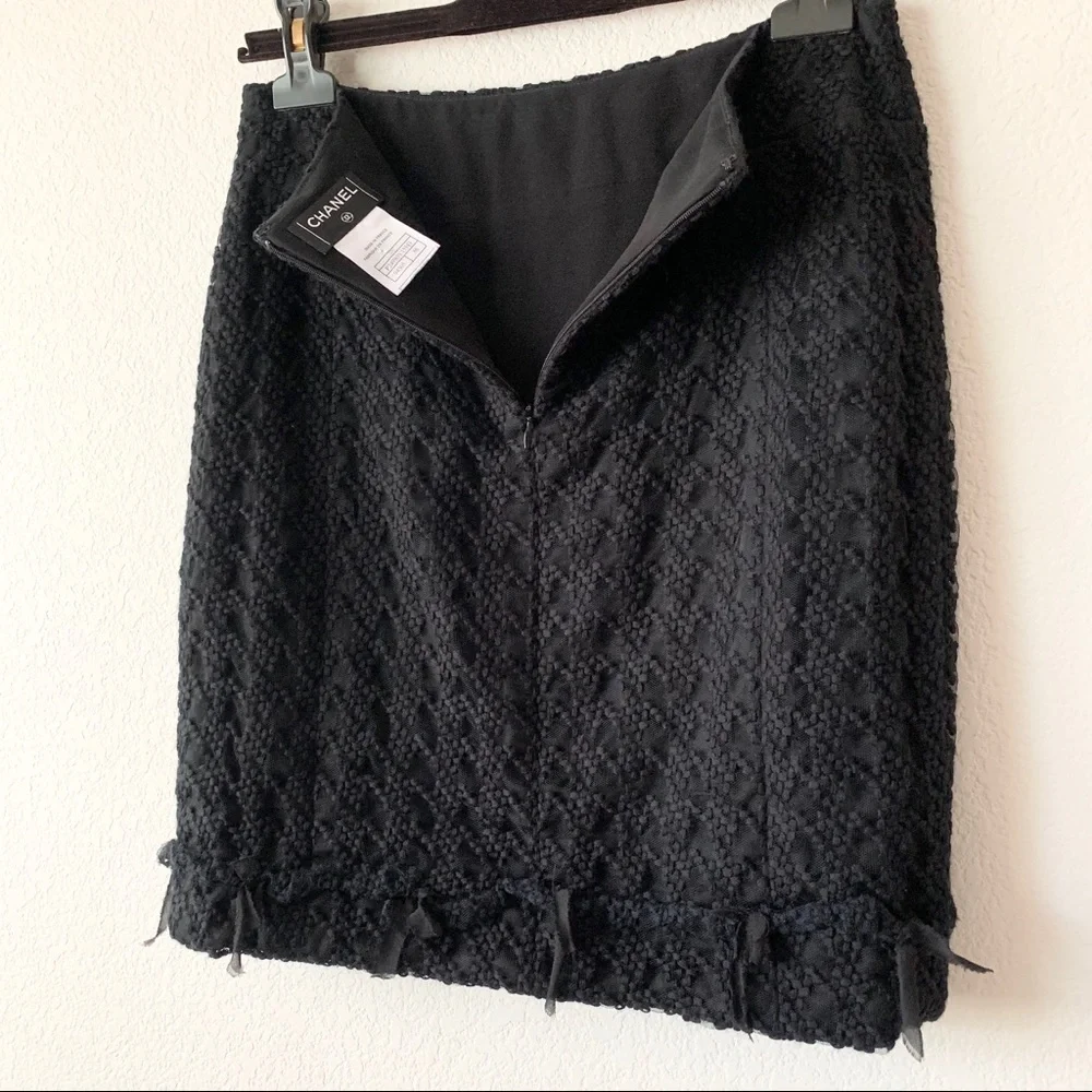 CHANEL houndstooth embroidery